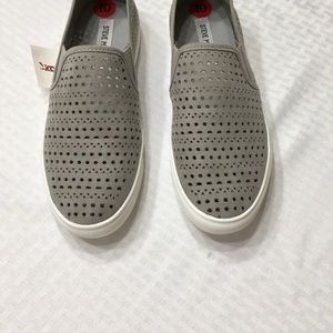 Steve Madden Slip on sneakers